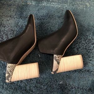 Dolce Vita mules